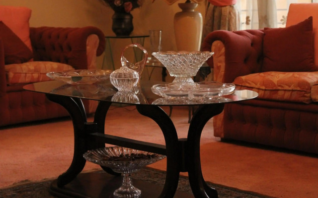Delano Guest House