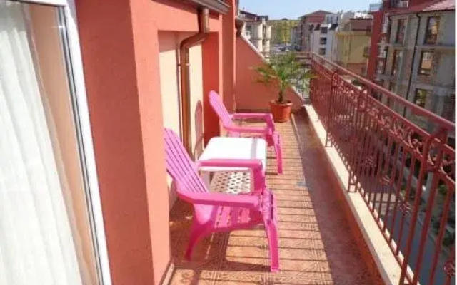 Tania Guest House