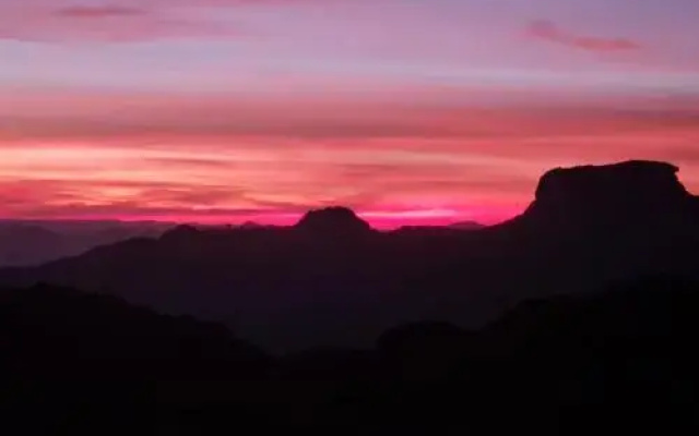 Pousada Chalés Por Do Sol