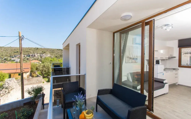 Apartments Villa LA