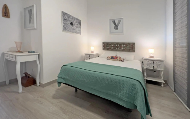 Faro Casa AL Reis by Homing