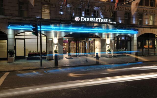 Отель DoubleTree by Hilton London – West End вид на фасад