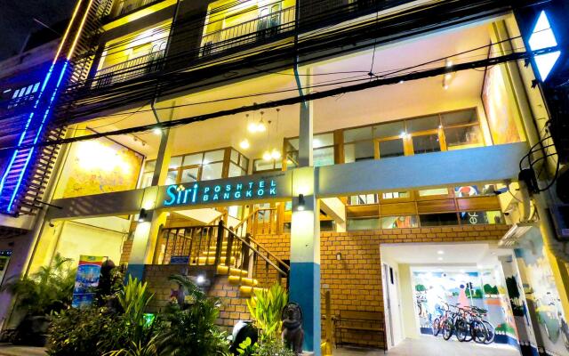 Хостел Siri Poshtel Bangkok вид на фасад