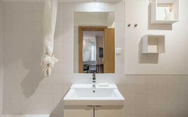 Anjos City Center Apartment by Homing