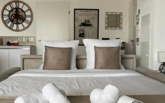 Q&R Renting - Suites Design Luxueuses