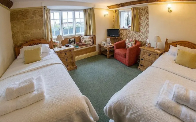 Warren House B&B