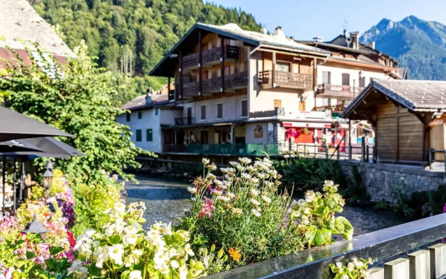 Luxury Apartment in Abondance Near Portes du Soleil