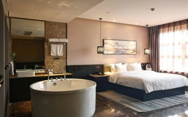 Lihao Holiday Hotel