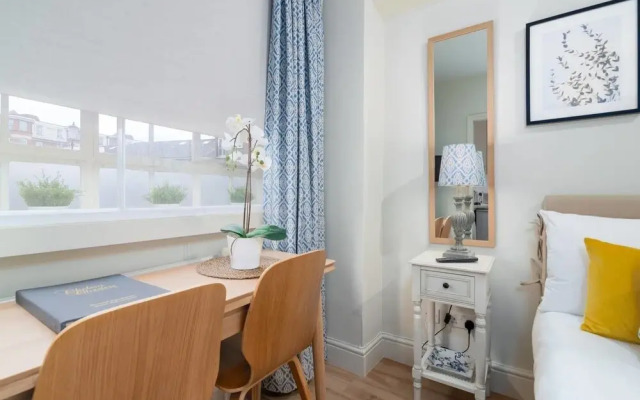 Bright Gorgeous Studio in Chelsea, 2 Guests