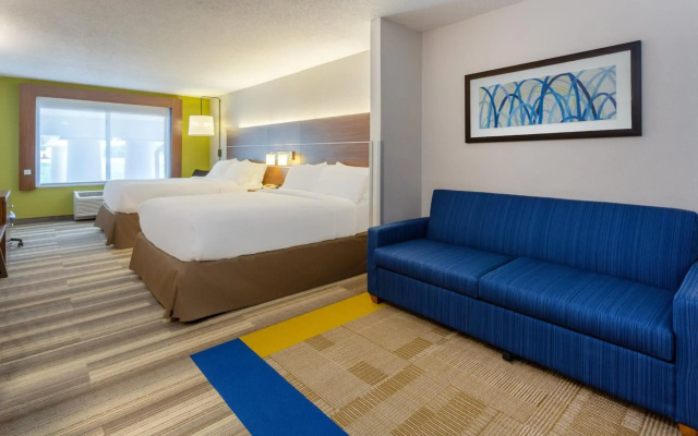 Holiday Inn Express & Suites Vandalia by IHG