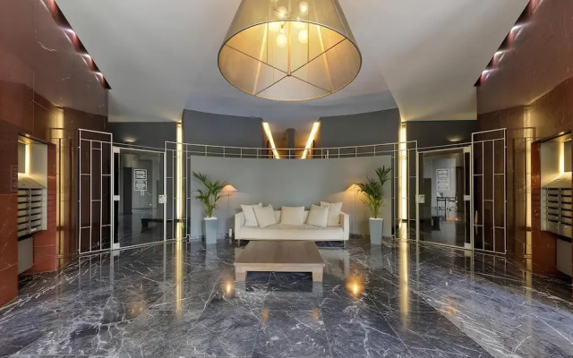 Unique Luxury Central Flat