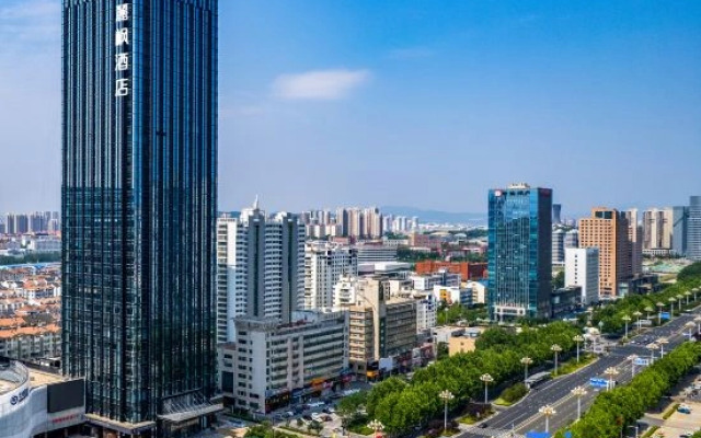 Lavande Hotel (Yantai Jinshatan Seaside Bathing Beach Branch Store)