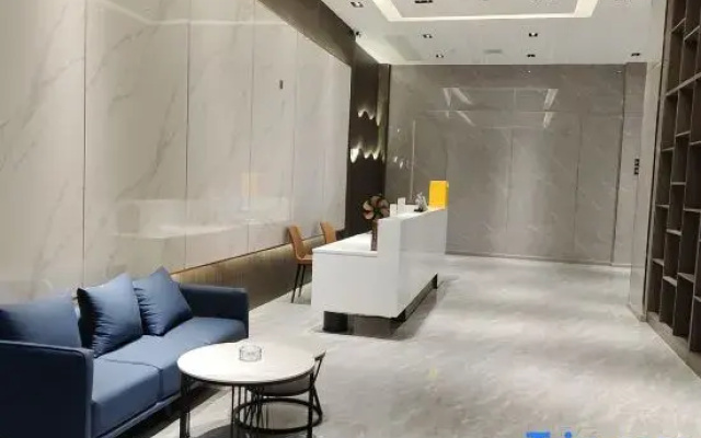 Xingman Light Luxury Apartment (Zhucun Subway Station)