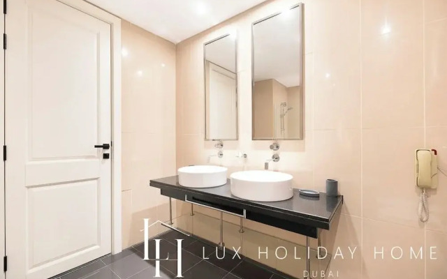 LUX The Bonnington JLT Suite