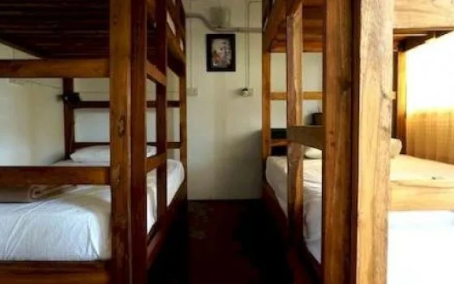 Deng Ba Hostel Chiangmai