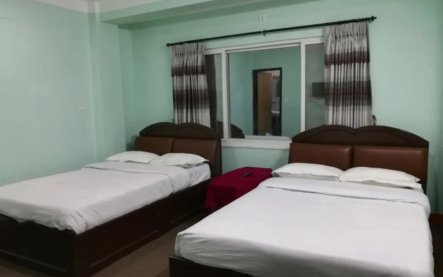Hotel Himalayan Spire