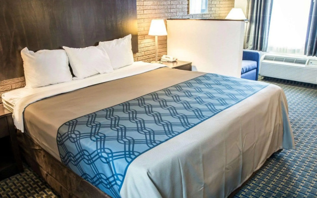 Rodeway Inn & Suites Wilmington North