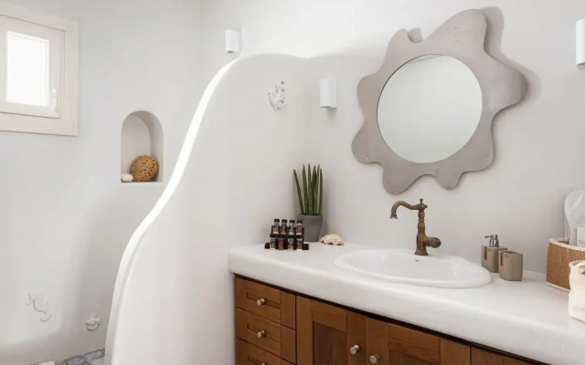 Villa Phos Paros