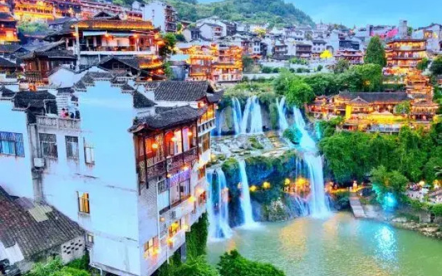 Xiyue·Linjiang Inn