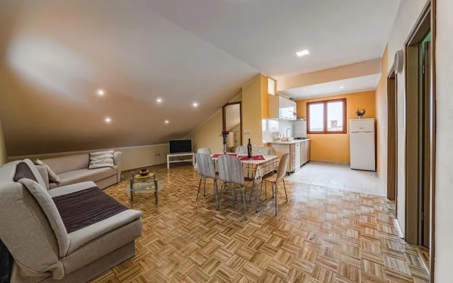 Stunning Home in Peroj With Wifi and 2 Bedrooms