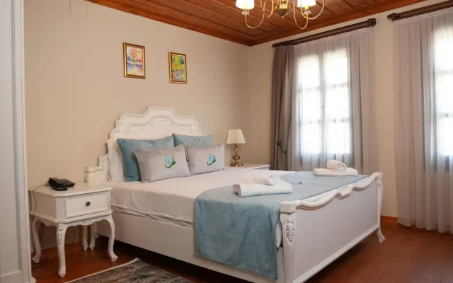 Domatia Stone Hotel