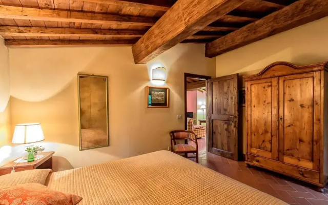 Cosy Holiday Home in Figline Valdarno With Garden