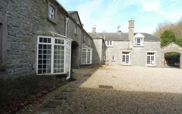 Ross House Bed & Breakfast
