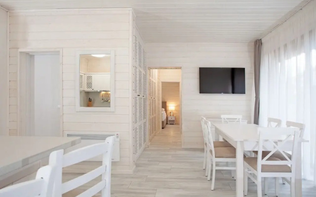 Pirin Golf Superior Apartments by SSVR