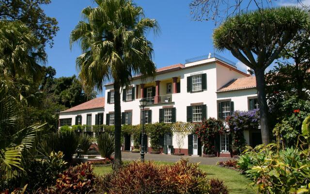 Отель Quinta Jardins do Lago Португалия, Фуншал - отзывы, цены и фото номеров - забронировать отель Quinta Jardins do Lago онлайн вид на фасад