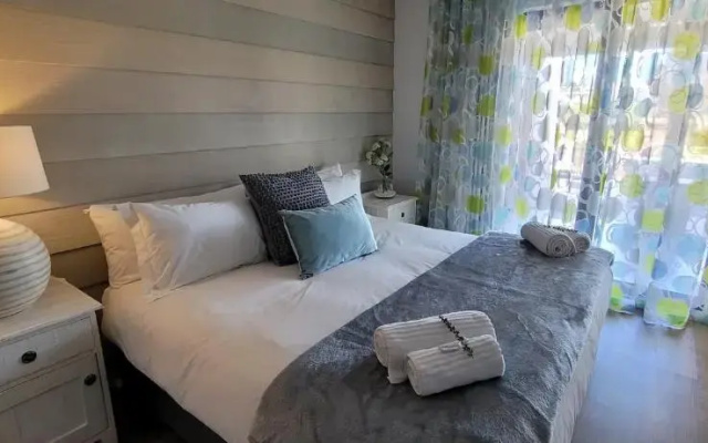 Rox and Sea Country Lodge