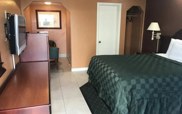 New Corral Motel