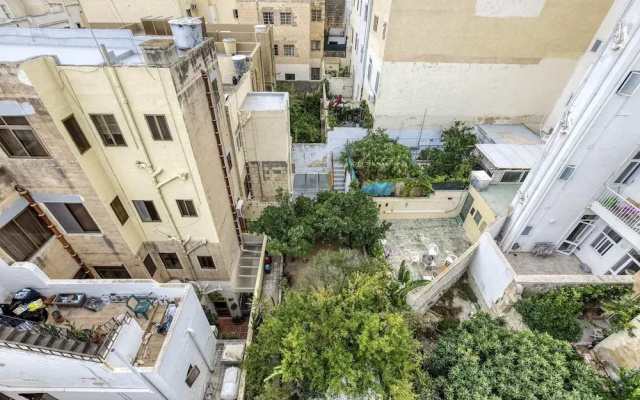 Gzira Suite 14
