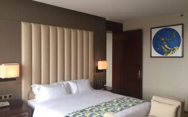 XINJUNYUE International Hotel