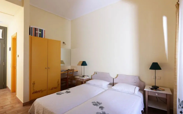 Eleonas Hotel