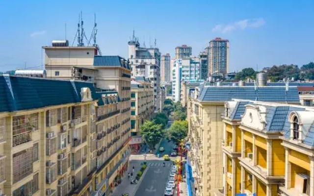 Yujingtan Oriental Hotel (Hekou Port Branch)