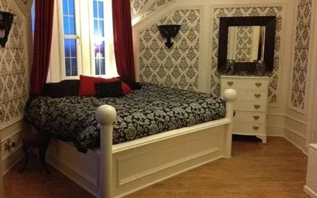Victoria House B&B