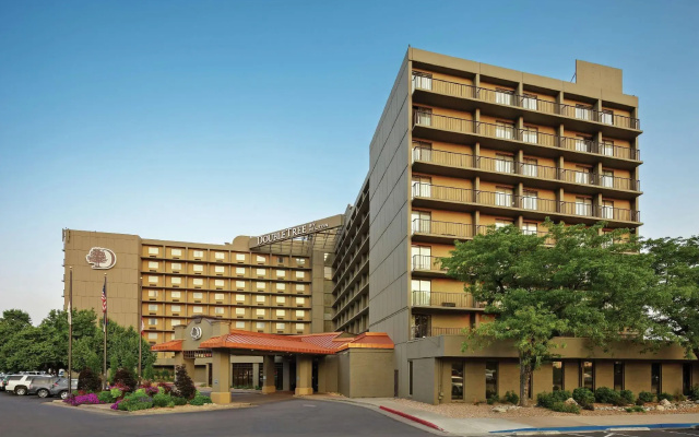DoubleTree by Hilton Hotel Denver