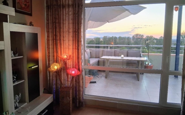 Sunny Beach Retreat for Two