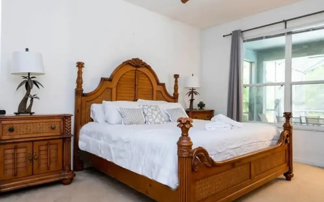 4697 Comfortable 7BD House