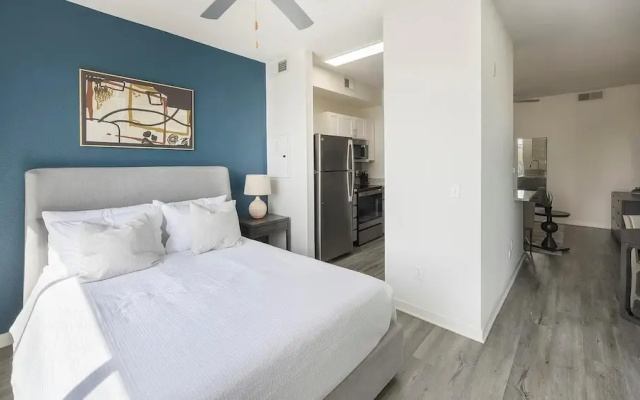 Landing Furnished Apartments near University Heights