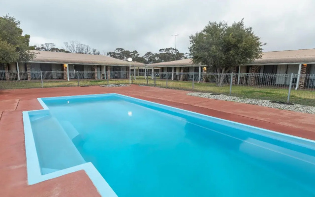 Club Inn Motel