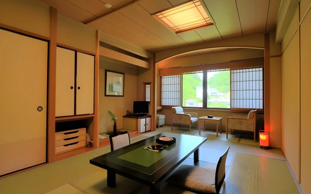 Keizankaku
