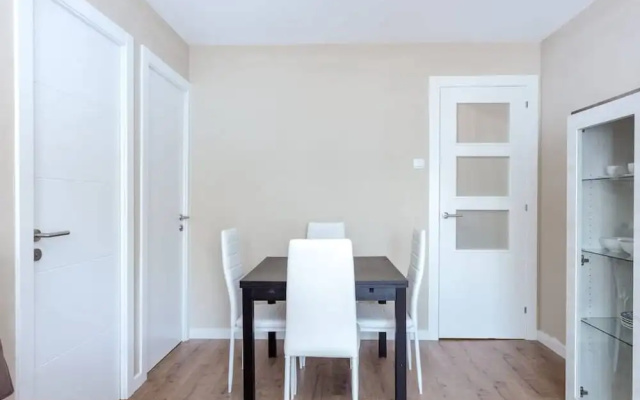 Brand new 3bedroom Flat Next to Fira BCN