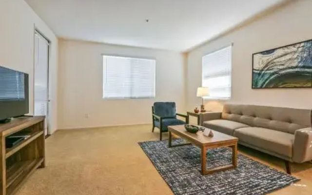 Bluebird Suites in Irvine