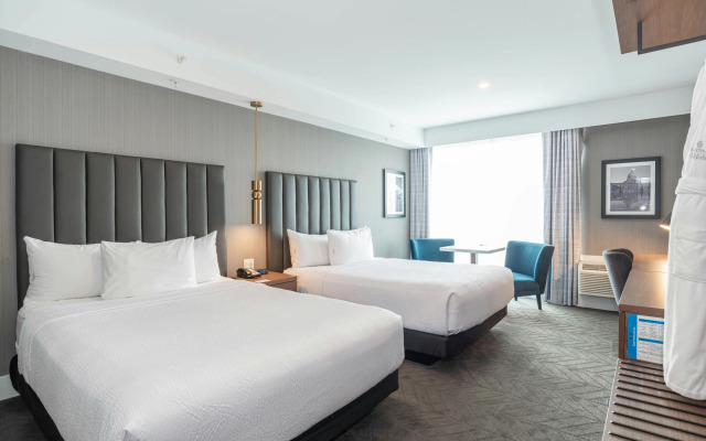 Sandman Signature Sherwood Park Hotel