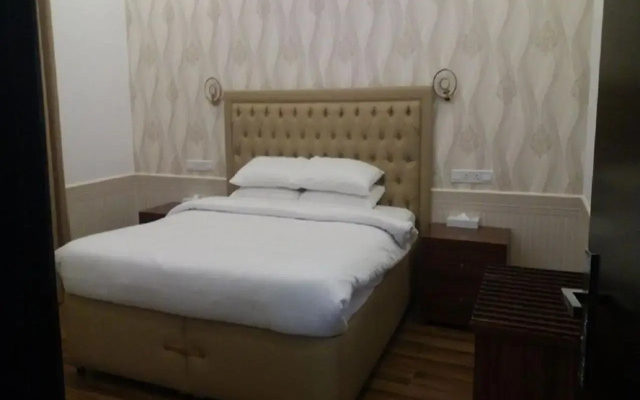 Royal Residence Hotel Apartments