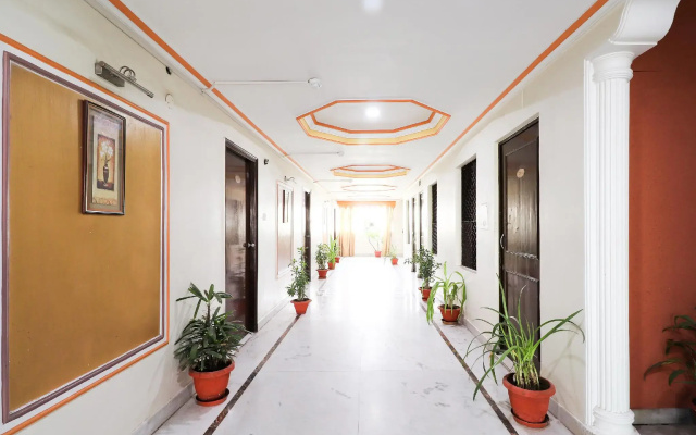 OYO 39911 Hotel Mangalam