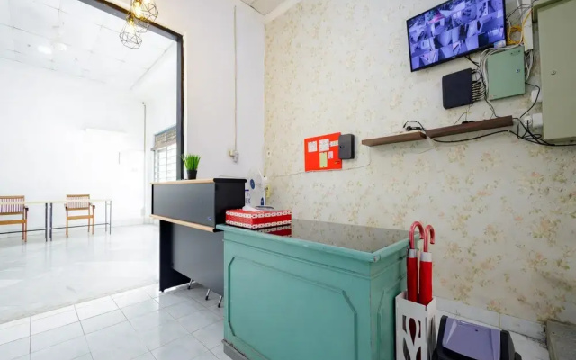 RedDoorz Near Jalan Cikini