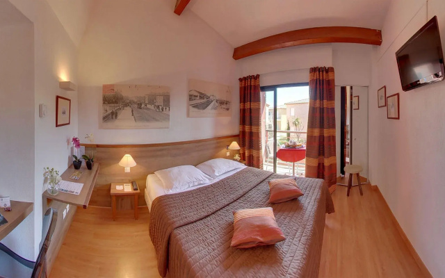 Hotel Phoebus Garden & Spa