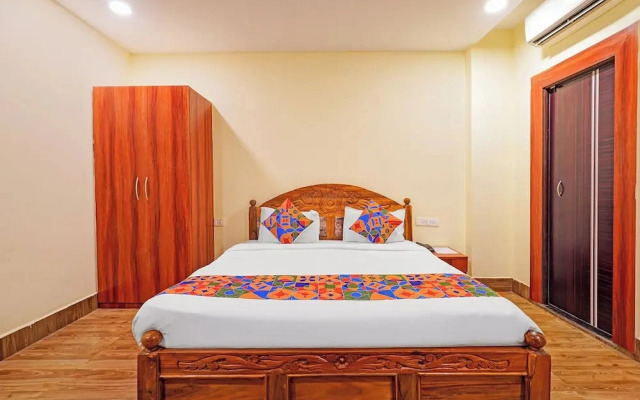 Fabhotel Arc Homes